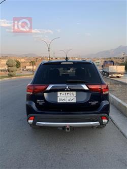 ميتسوبيشي اوتلاندر